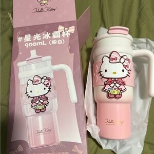 Sanrio Hello Kitty 30 oz Insulated Tumbler Mug Cup NEW